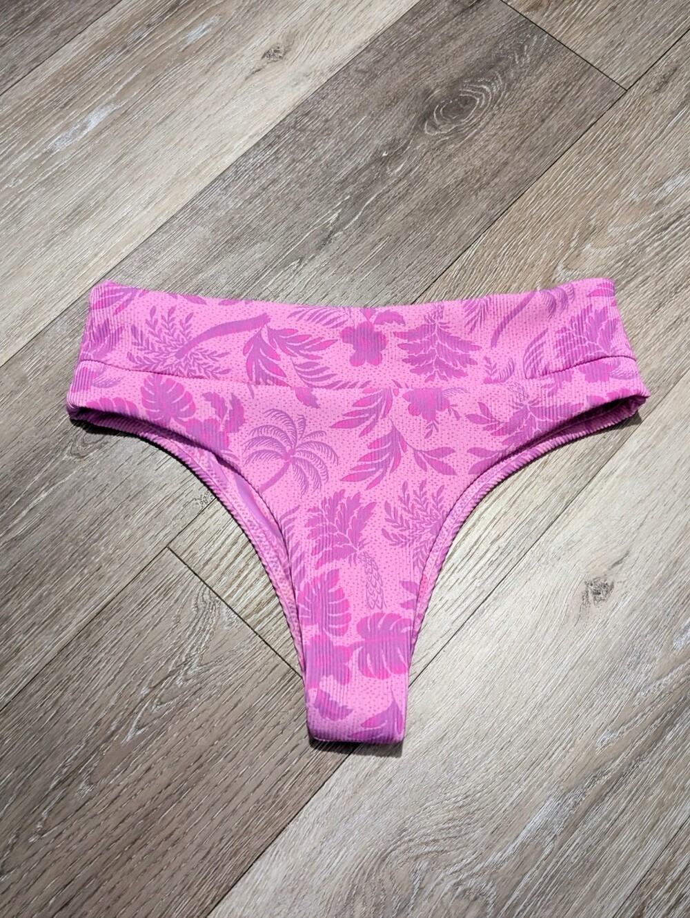 Kulani Kinis High Waist Cheeky Bikini Bottoms Swimsuit Fuchsia Fever tropical M
